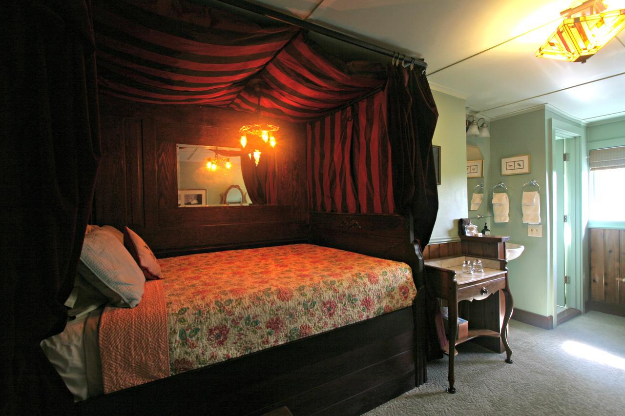 Kangaroo House Bed & Breakfast Eastsound Zewnętrze zdjęcie